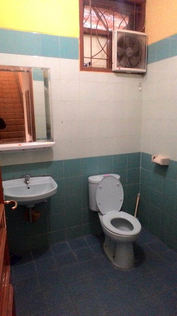 kamar mandi