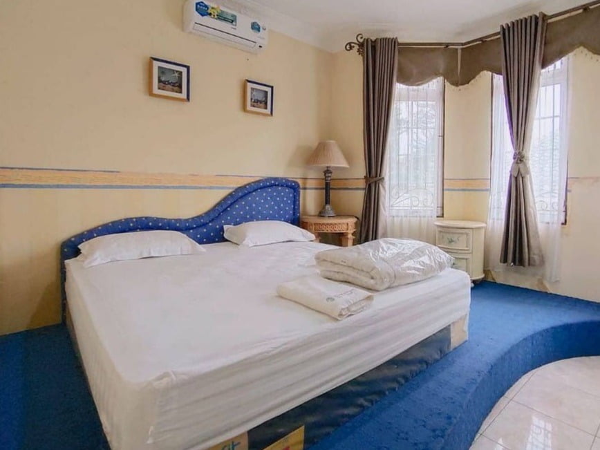 kamar eton asia