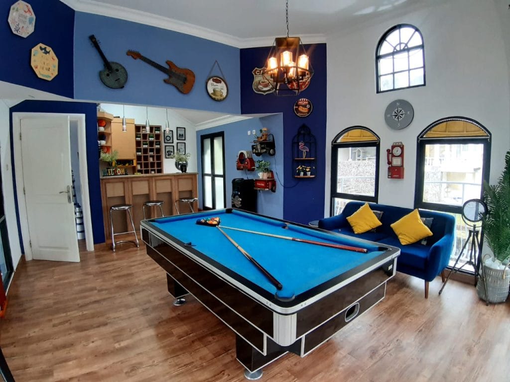villa 2 kamar biliard dan karaoke